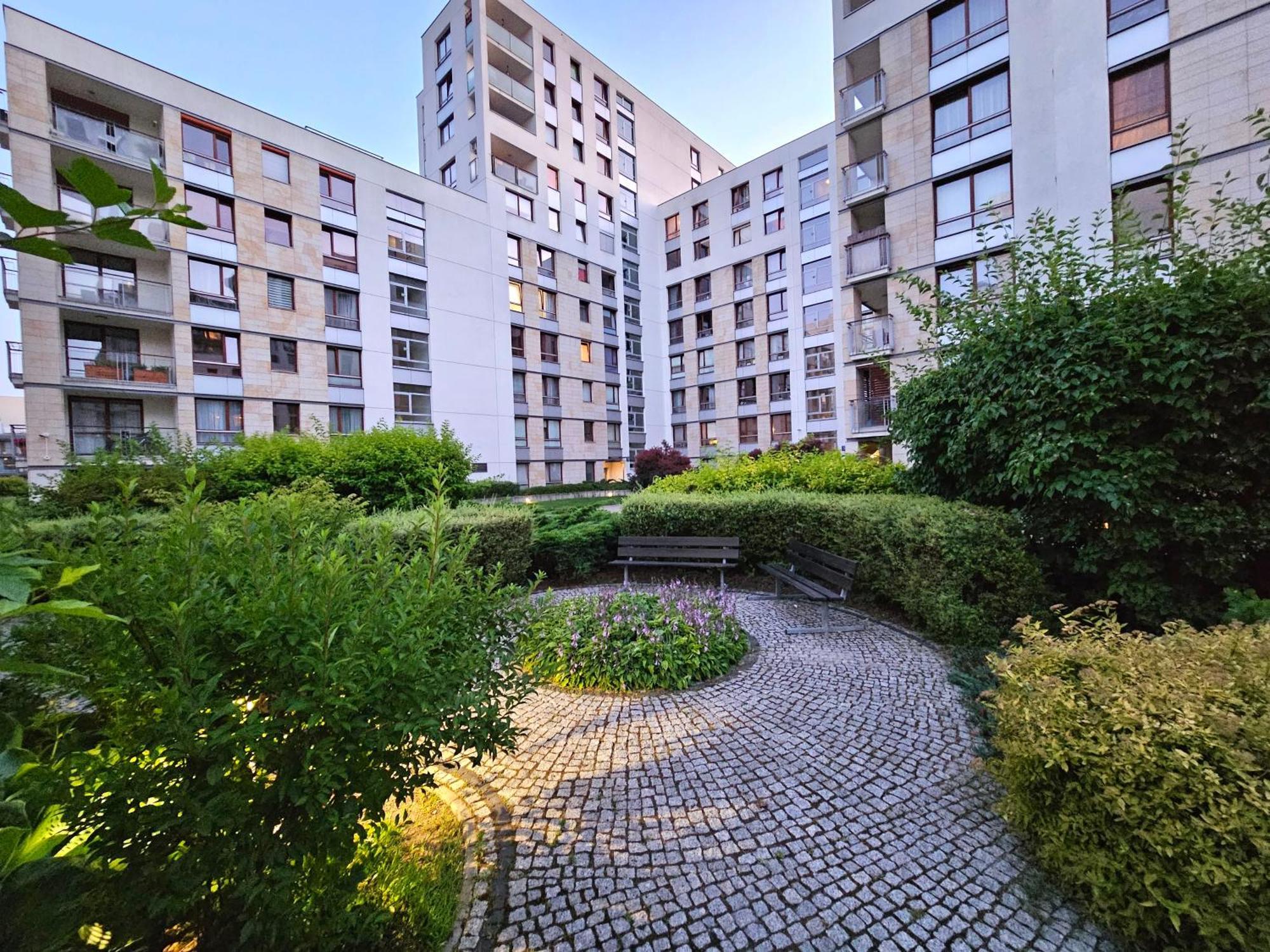 10 Min Do Lotniska, 2 Syp, Ekspres Do Kawy, Kosmetyki Ada, By Visitwarsaw Apartments Varsóvia Exterior foto